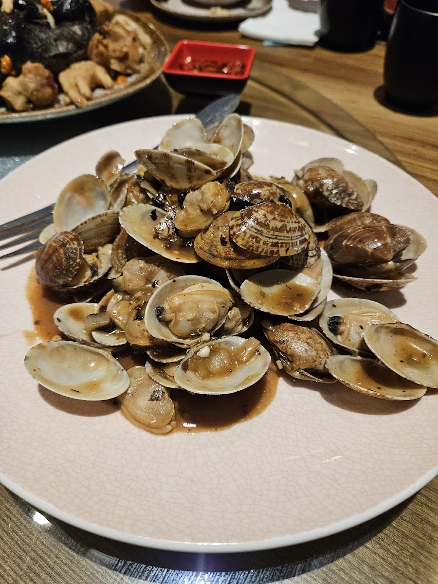 Mr. Wu Dumpling Bar 中山私房菜 Photo 7