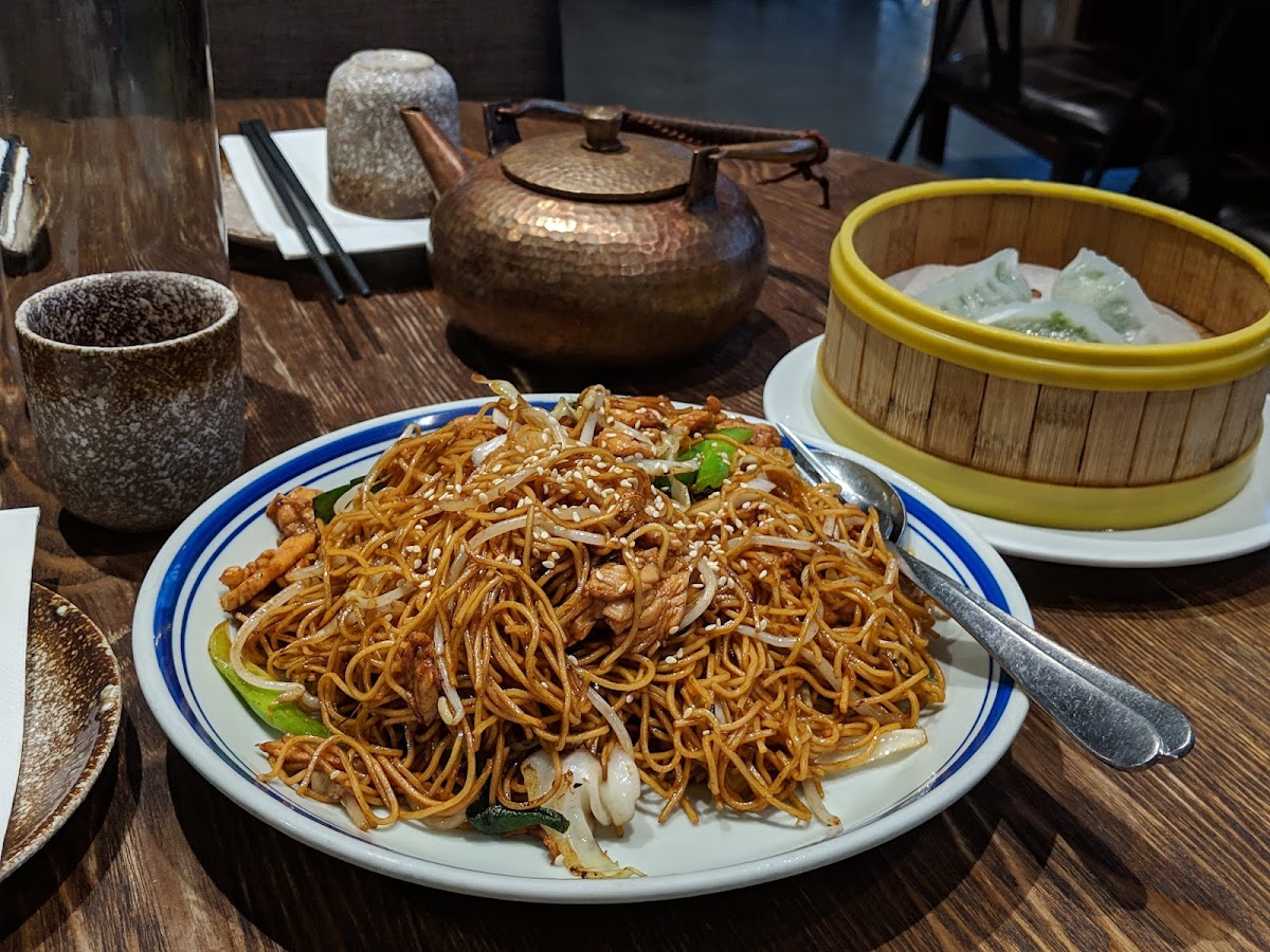 Mr. Wu Dumpling Bar 中山私房菜 Photo 8
